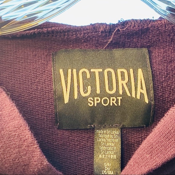 Victoria’s Secret Sport Long Sleeve Hooded Shirt - Picture 3 of 3